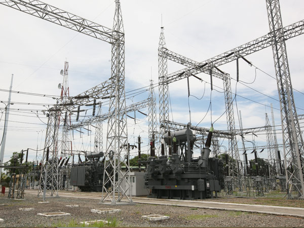 热带风暴“凤凰”登入菲律宾 输电设备受损 热带风暴“凤凰”登入菲律宾 输电设备受损